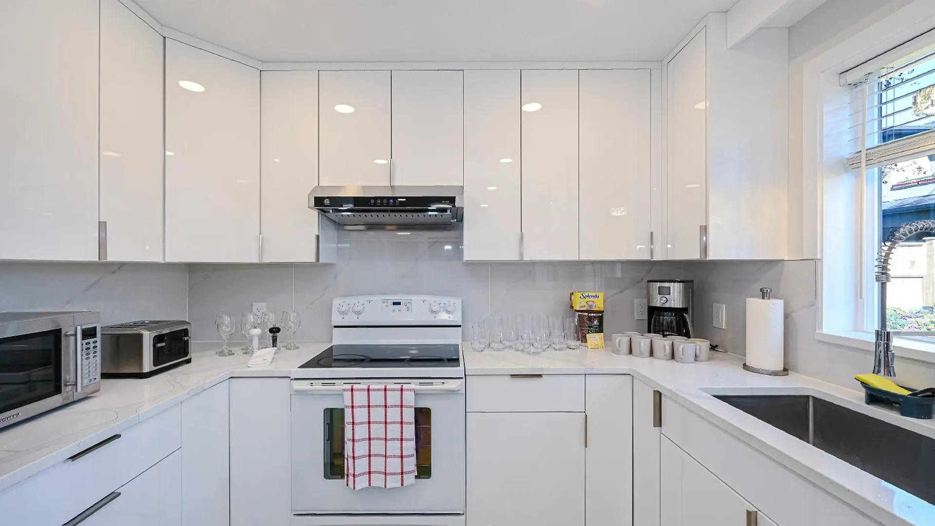 Nyaraló Cozy Home With 3Br 4Bath Near Richmond Steveston Village